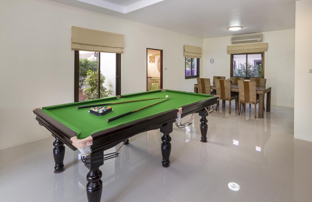 Ratana Villa - Pattaya Holiday House Walking Street 7 Bedrooms Exterior foto